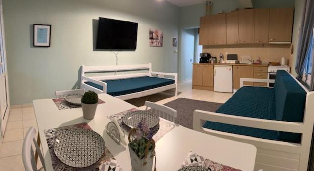 Anna'S House Apartment Sindos ภายนอก รูปภาพ